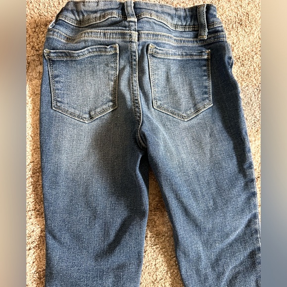 Toddler Girls’ Lace Patch Jeans. 3t Adjustable Waist. - Picture 3 of 4